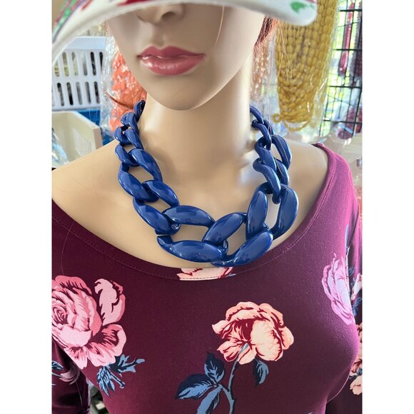 Acrylic necklace  big chunky royal blue acrylic large Blue link chain necklace - Picture 2 of 9